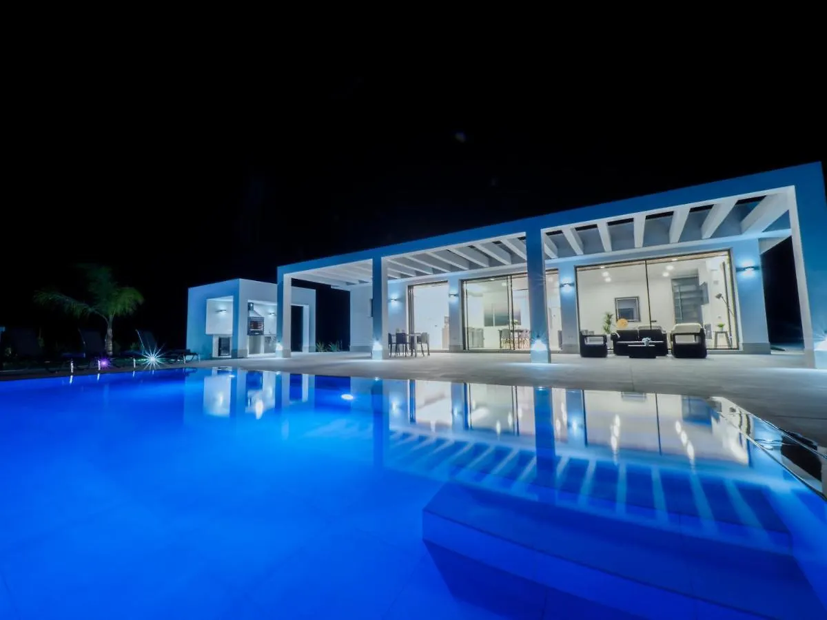 Cubo'S Los Javieles Infinity View Pool Villa Alhaurin el Grande